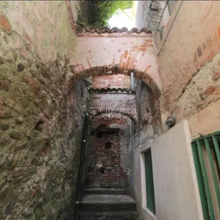Nel Centro Storico Piazza Deva's House