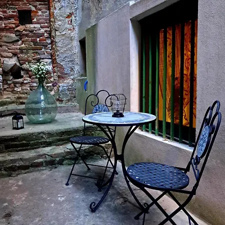 Nel Centro Storico Piazza Deva's House *